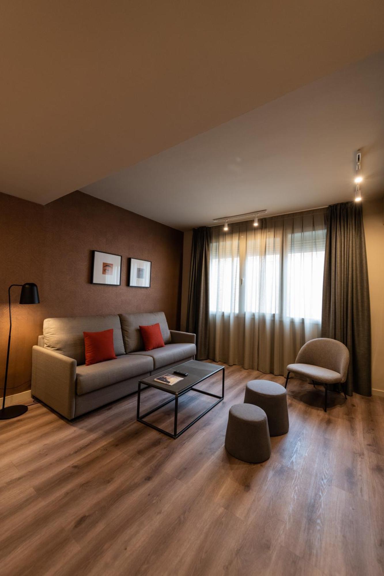 ברצלונה Atenea Rekord Suites מראה חיצוני תמונה