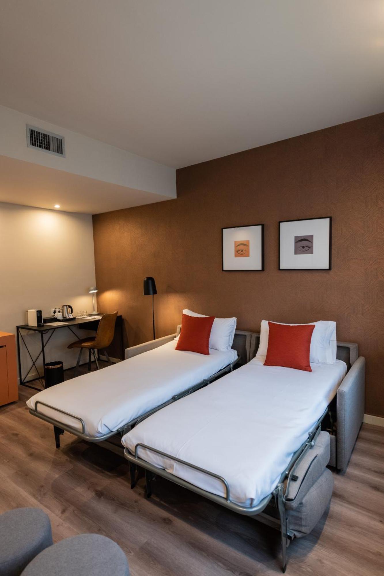 ברצלונה Atenea Rekord Suites מראה חיצוני תמונה
