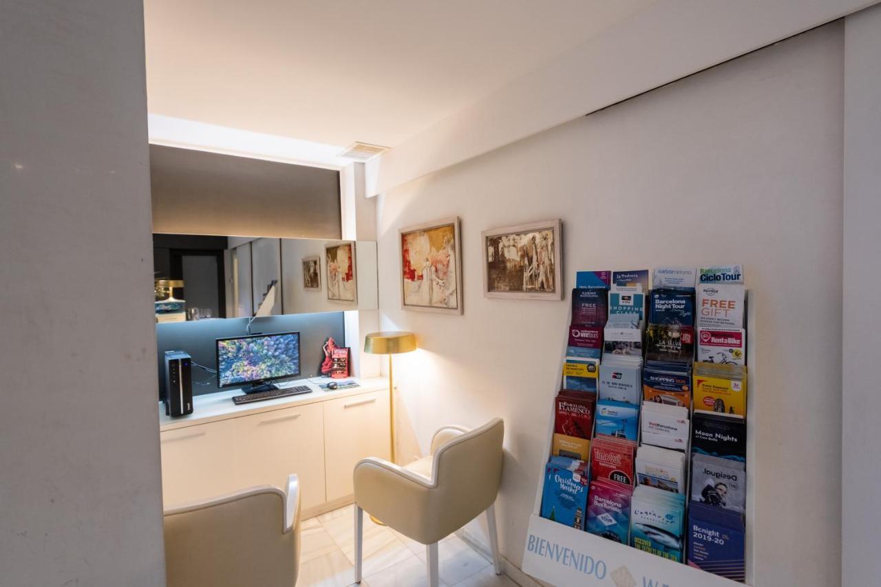 ברצלונה Atenea Rekord Suites מראה חיצוני תמונה