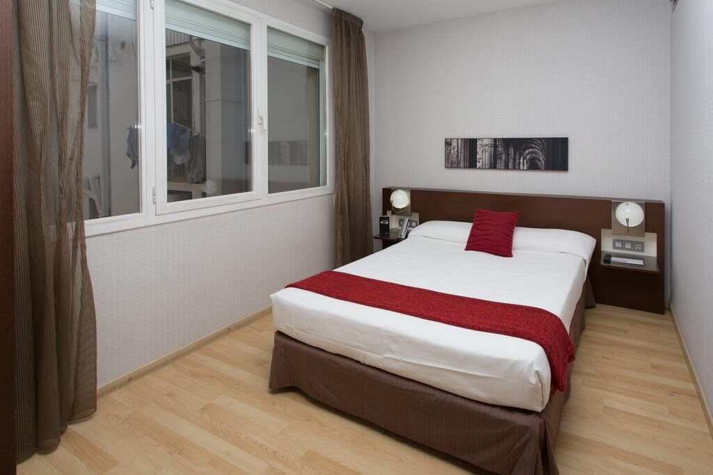 ברצלונה Atenea Rekord Suites מראה חיצוני תמונה